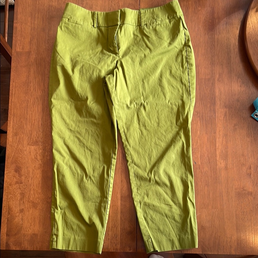 Vibrant Green Cropped Pants